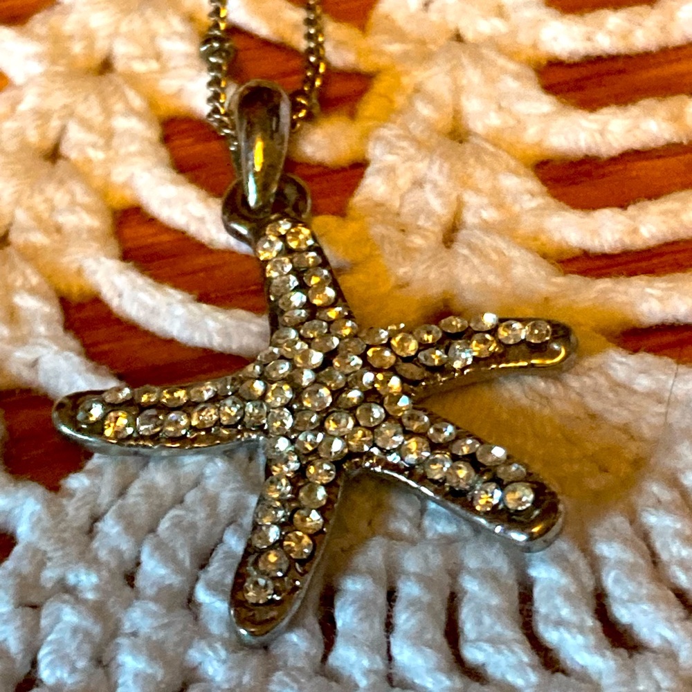 Necklace, Sea Shell Star, Adjustable chain for length ⭐️